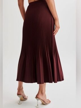 Meshki Pleated Midi Skirt in Plum